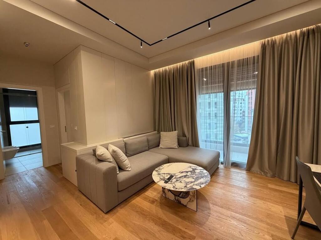 📍 VIA KOSOVAREVE, 🔺️ Vendiamo appartamento con garage 2+1+2 bagni