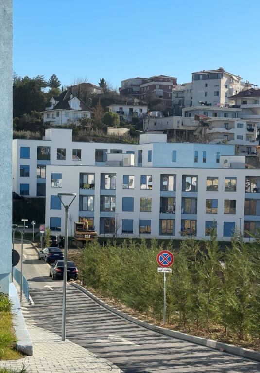 Jepet me qira – Apartament 1+1 Fresk