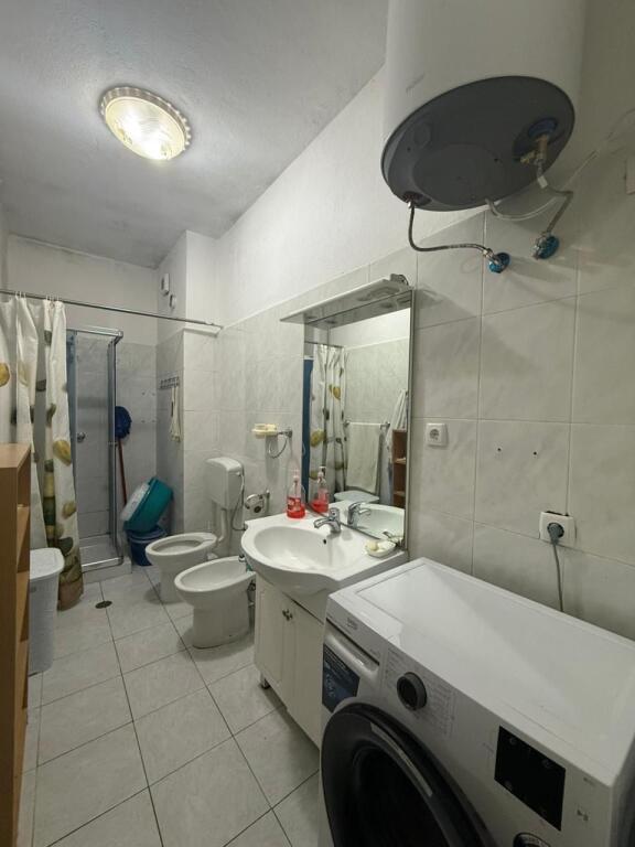 Apartament me qera 1+1 te Globe