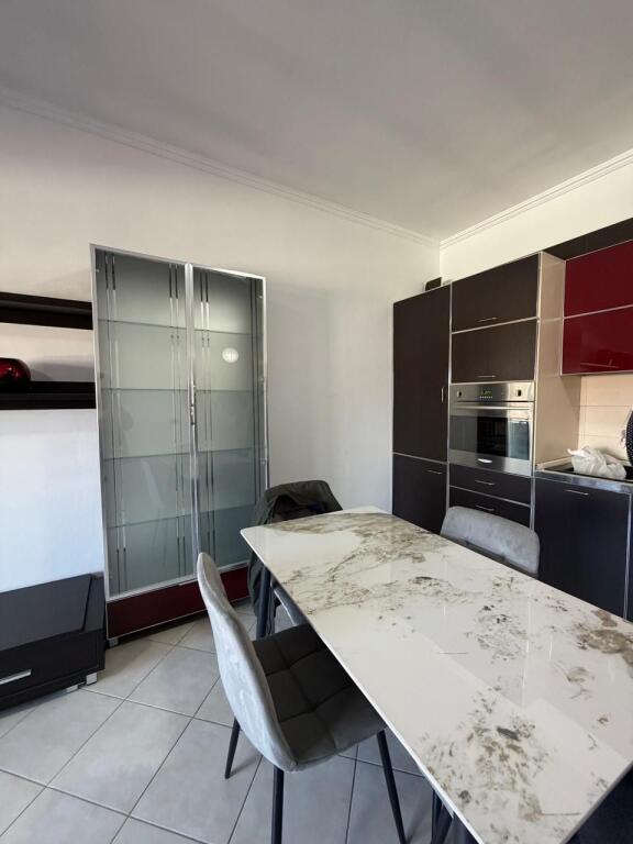 RENT APARTMENT 1+1 Kodra e diellit