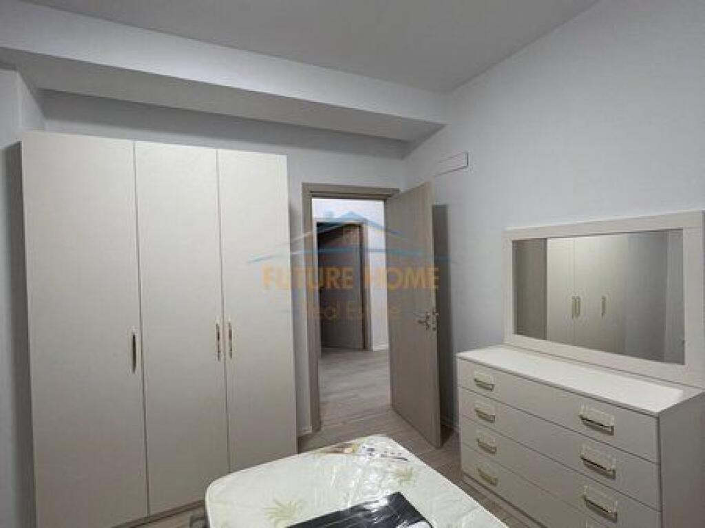 Affitto, Appartamento 2+1, Complesso River Residence, Tirana