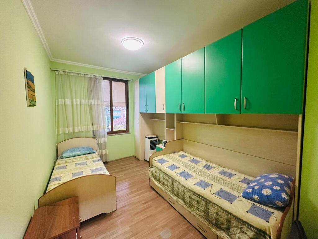 Jepet Me Qera Apartament 2+1+2 Tualete +2 Ballkone