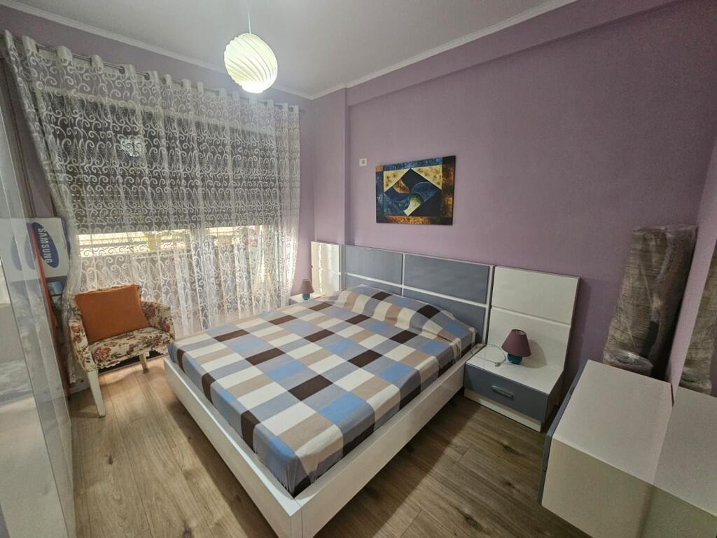 Apartament 1+1 per qera ne Yzberisht!