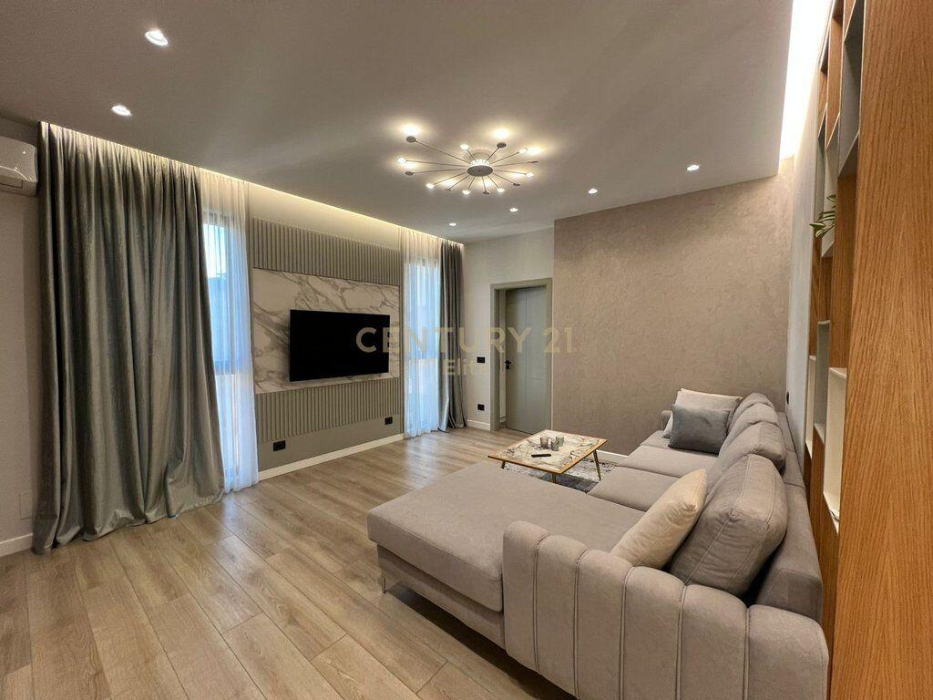 🏡 Luxury Apartment 2+1+2 for Rent – Kosovareve Street