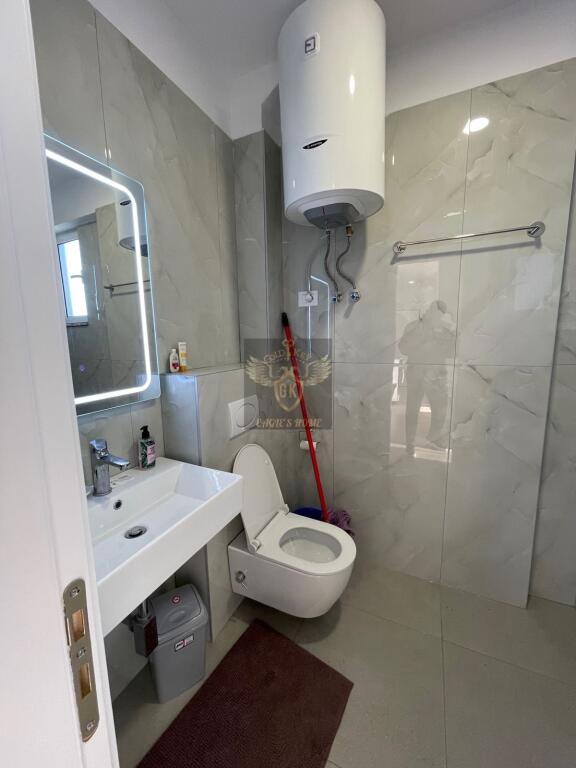 🏡 SHITET APARTAMENT 2+1+2 + BALLKON ME PAMJE DETI PLAZH ILIRIA