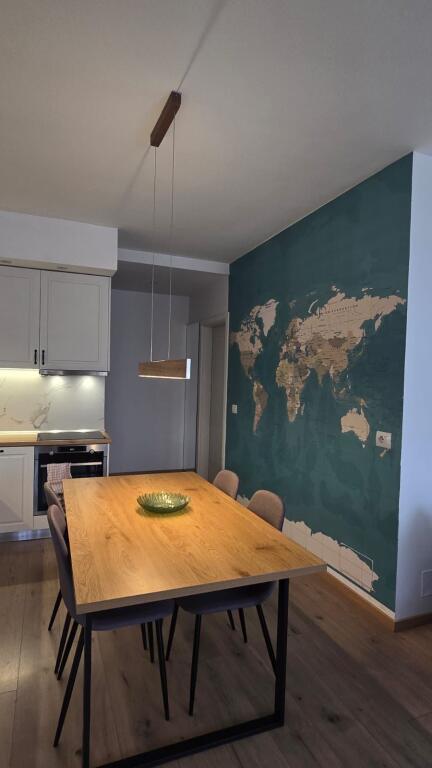 Apartament 1+1 me Qera📍Materniteti Ri, Brryli