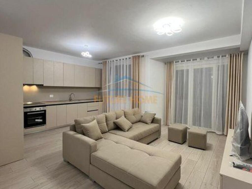 Affitto, Appartamento 2+1, Complesso River Residence, Tirana