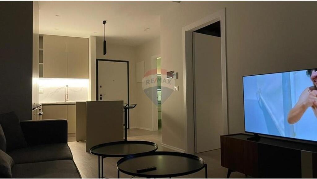 Apartament me qira te Rr.e Kosovareve