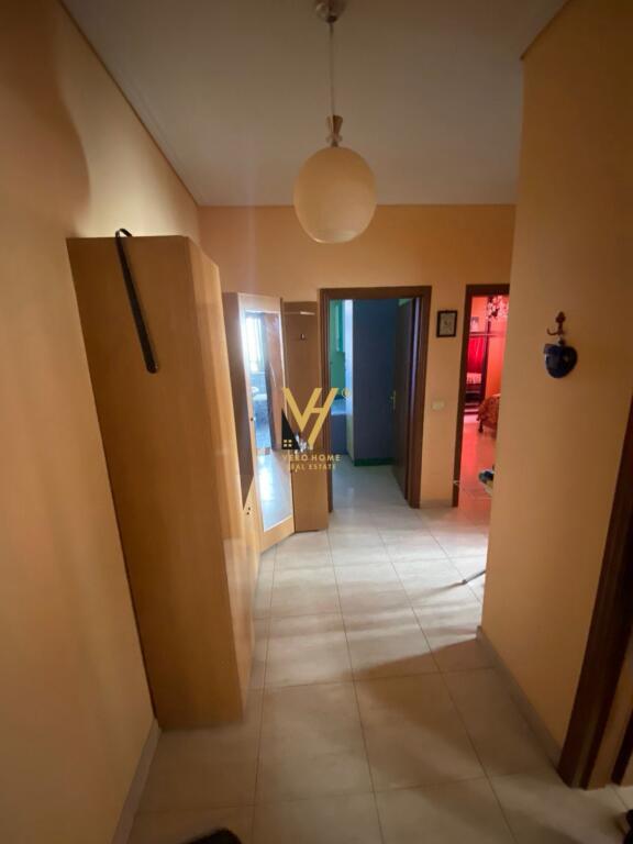 JEPET APARTAMENT 2+1+BLK ME QIRA TE KOMUNA E PARISIT 60.000 LEKE