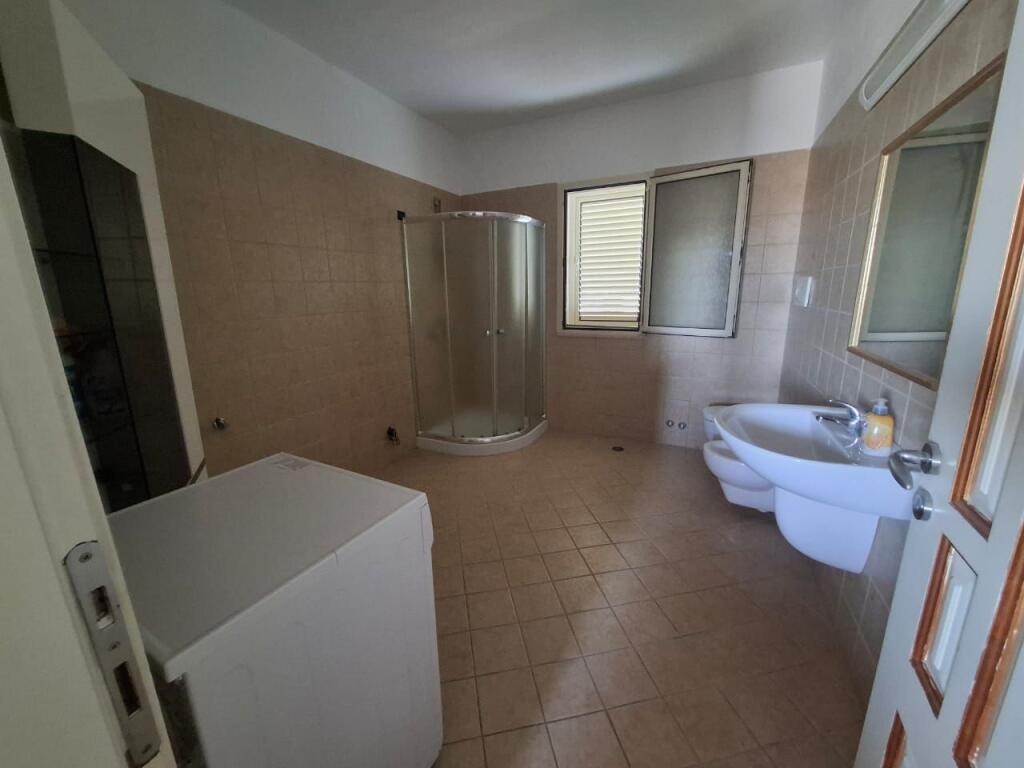 Vile me qera Durres xhafzotaj