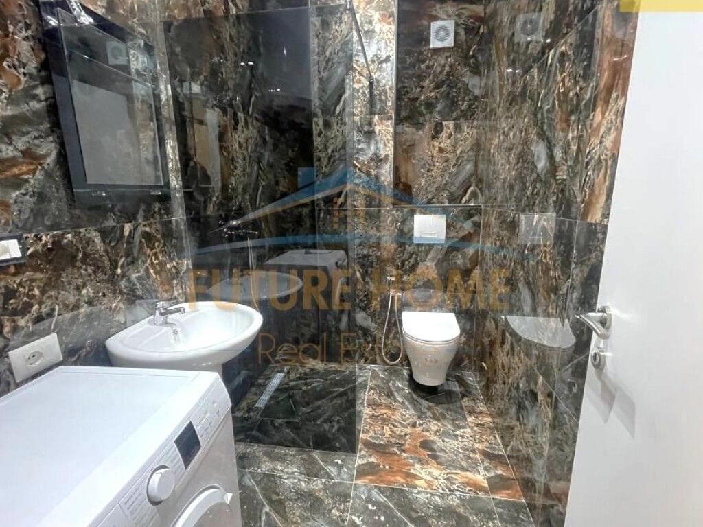 In affitto, Appartamento 2+1+2+Posto Auto, Via Riza Cerova, Tirana