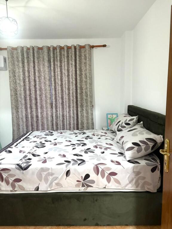 Jepet me qira apartament 1+1 – Plazh, pranë Gega Oil