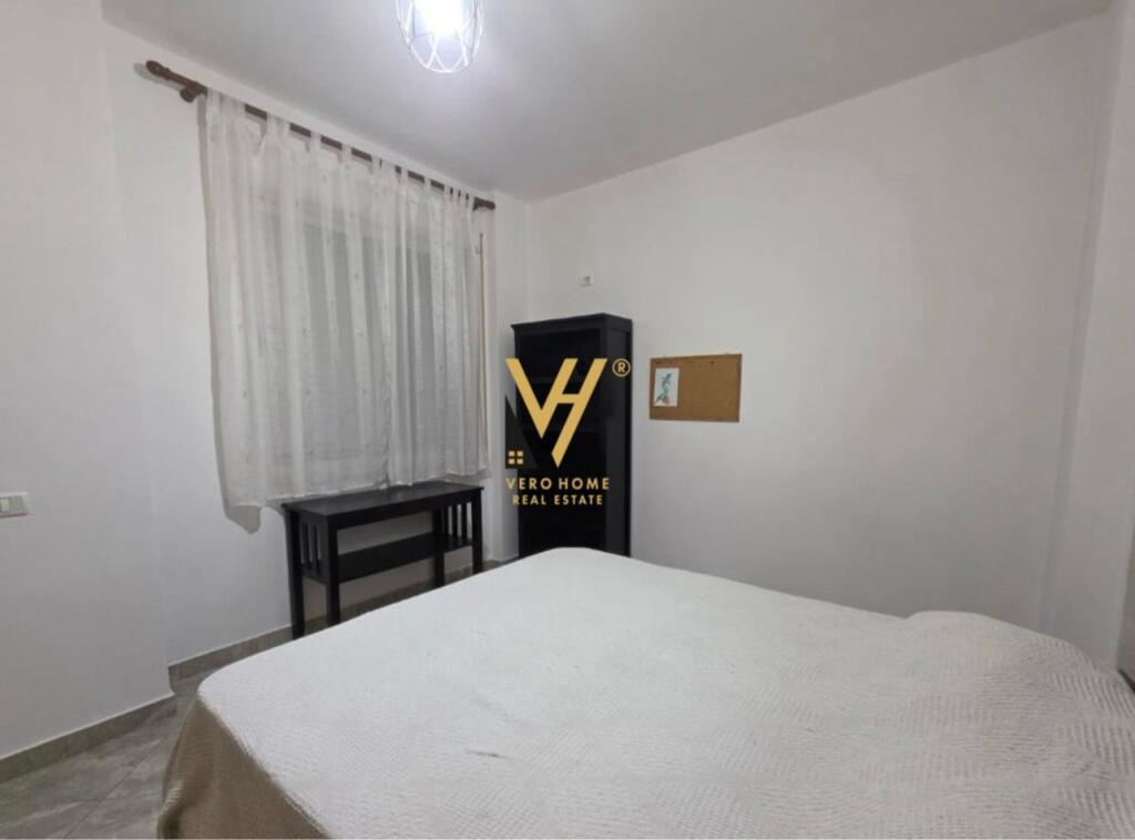 JEPET APARTAMENT 1+1 ME QIRA TE LIQENI I THATE 430 EURO