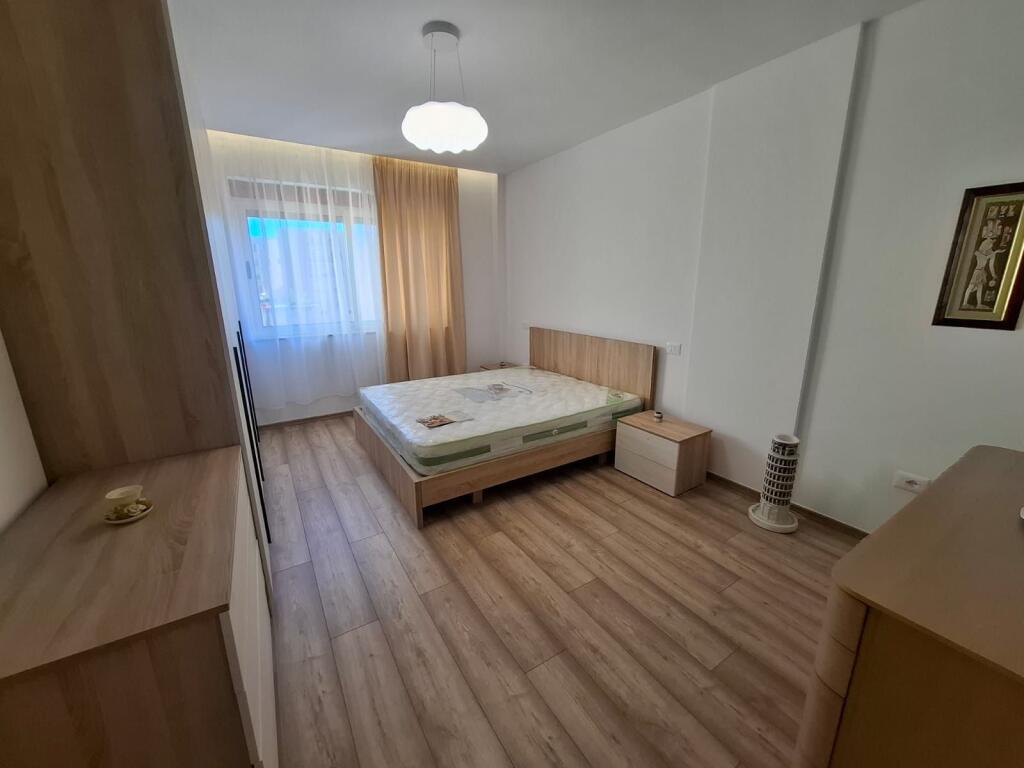 Jepet apartament me qera 1+1