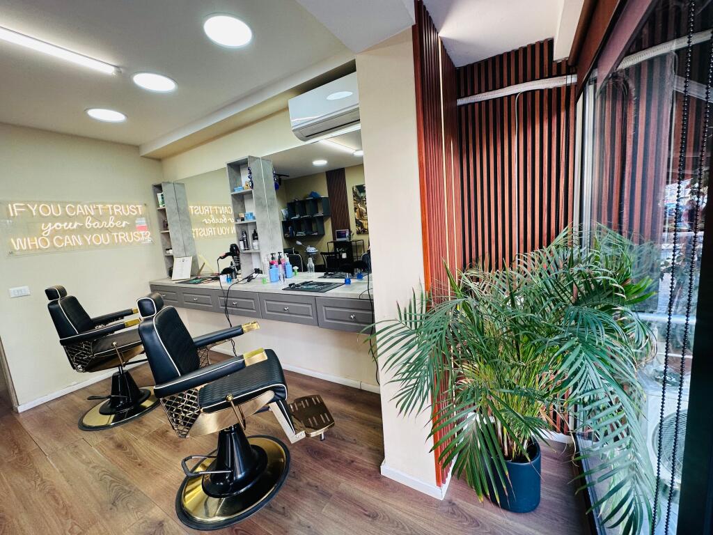 Shitet Ambient Biznesi Berberane