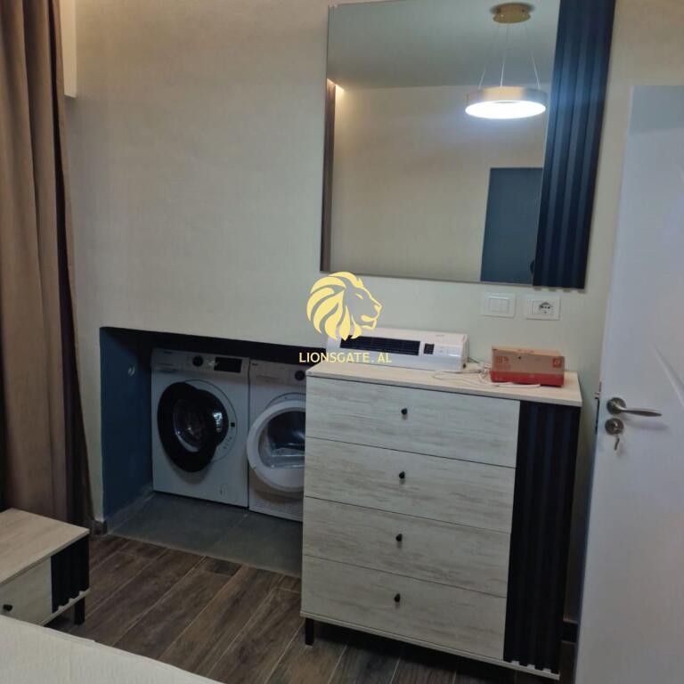 🏡 APARTAMENT 2+1 ME QIRA – TEK STACIONI I TRENIT