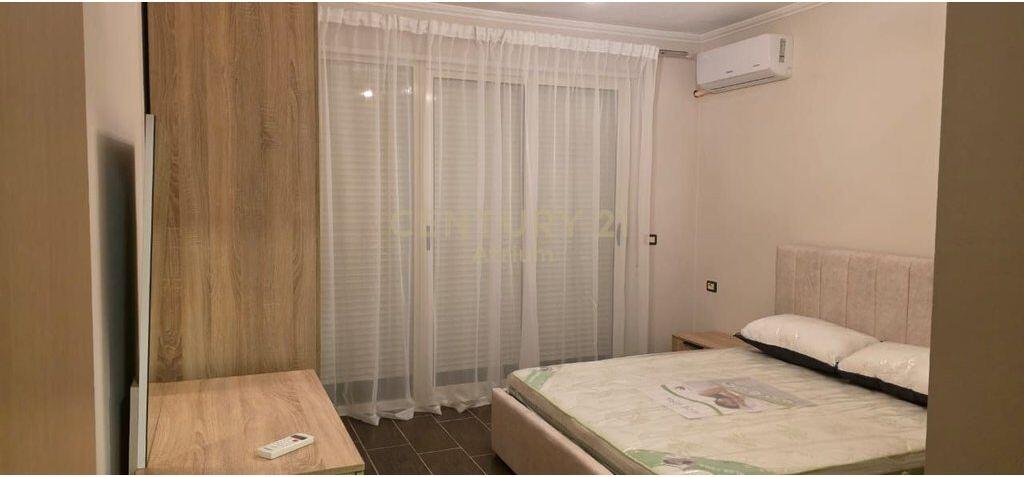 JEPET ME QIRA APARTAMENT 2+1 NE YZBERSHIT!