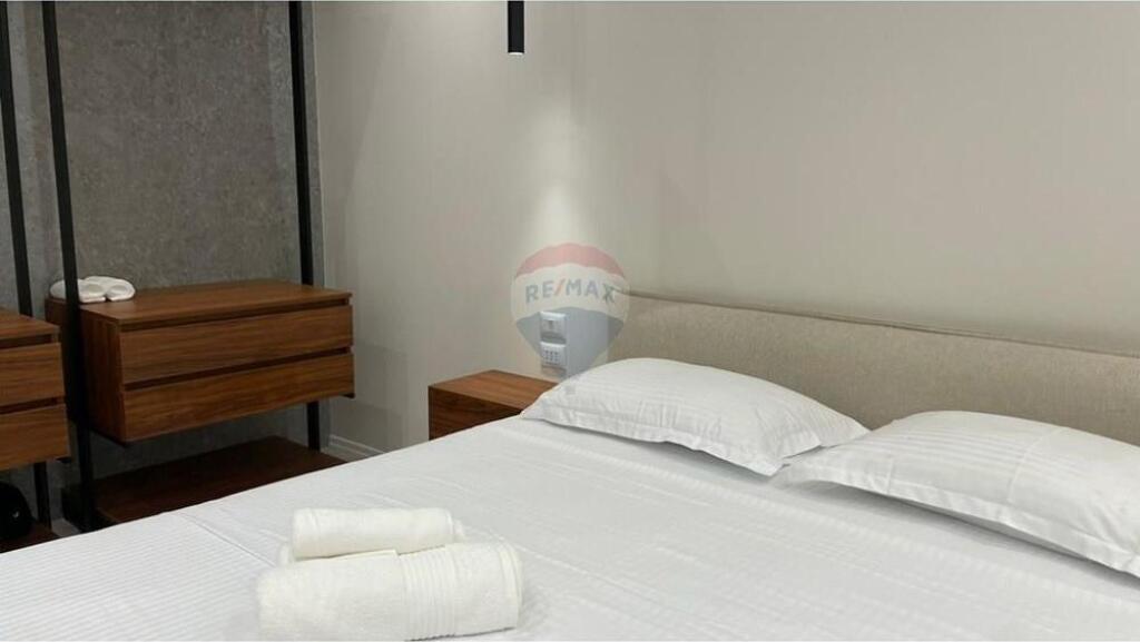 Apartament 1+1 per qira, Rr Kosovareve, Lake View