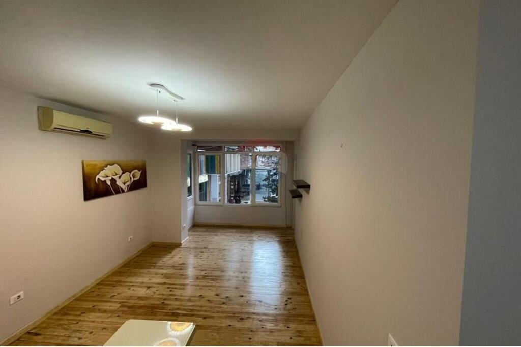 Office for rent, Commune of Paris