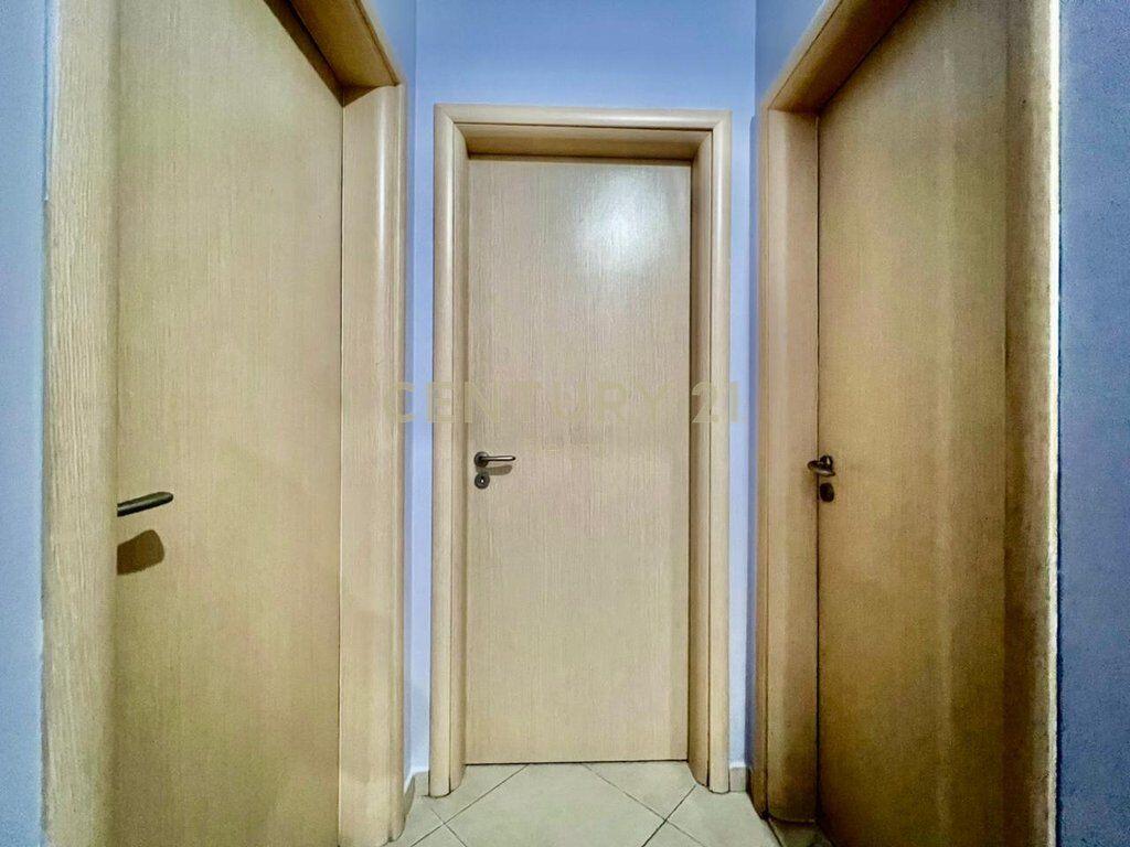 Jepet me Qira Ambient Zyre 100 m² me Parkim – Komuna e Parisit