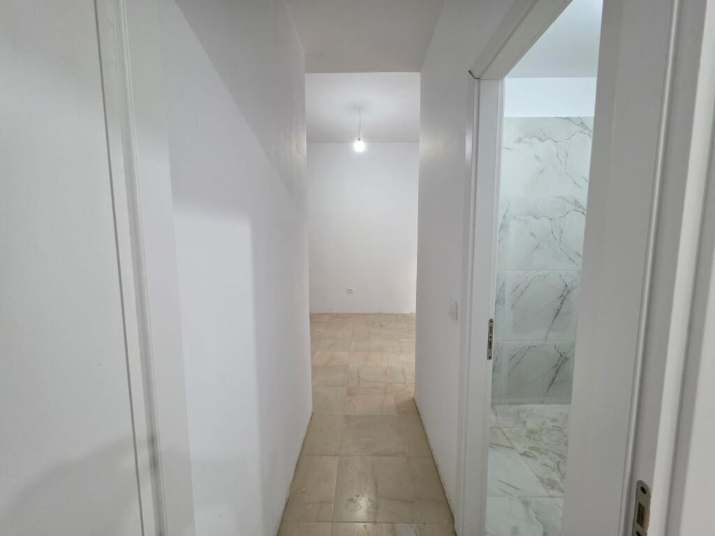Kodra Diellit Shitet Apartament 1+1