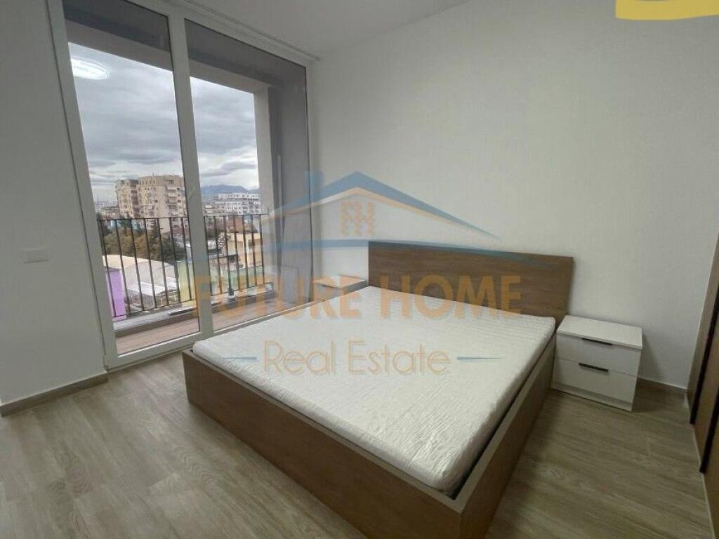 In affitto, Appartamento 2+1+2+Posto Auto, Via Riza Cerova, Tirana