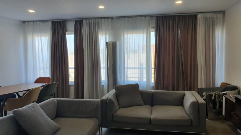 Jepet apartament me qera 2+1+2