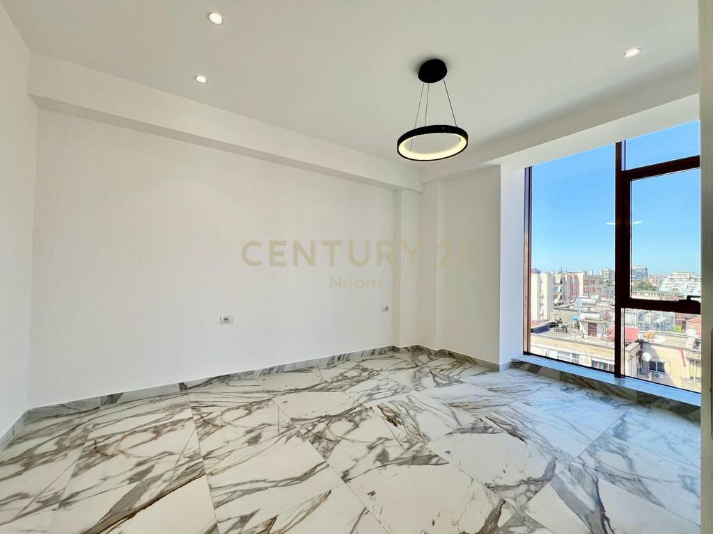 VENDIAMO – Super Appartamento 1+1 in Via Kavaja | Ideale per Residenza &amp; Business