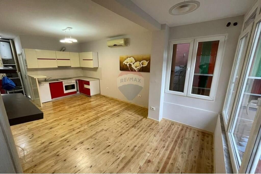 Office for rent, Commune of Paris