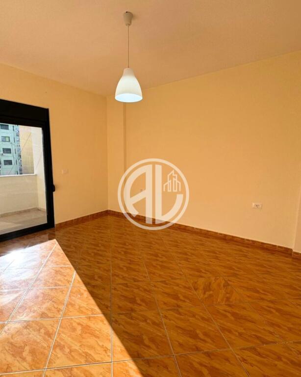 Apartament per Qira