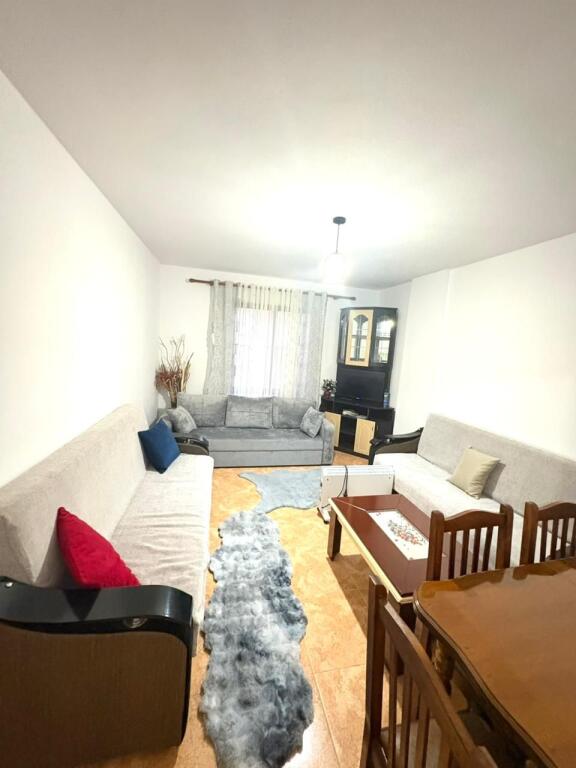 Jepet me qira apartament 1+1 – Plazh, pranë Gega Oil