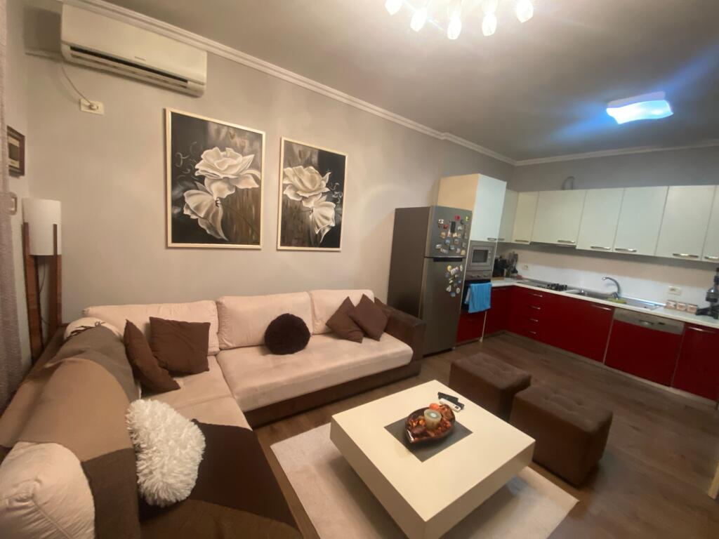 For sale 2+1, at Globe 21 December, price 225 thousand euros