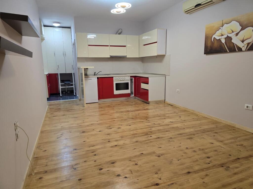 UFFICIO IN AFFITTO PRESSO IL COMUNE DI PARIGI