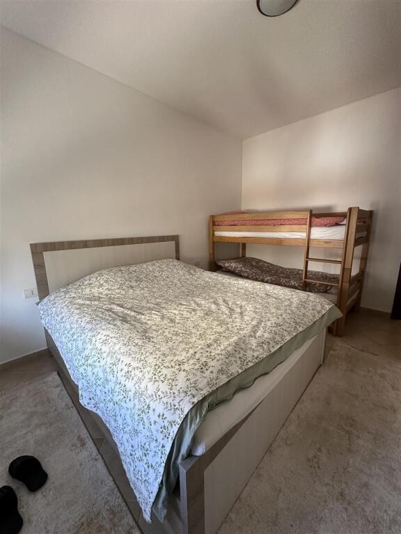 Vendesi in vendita 1+1