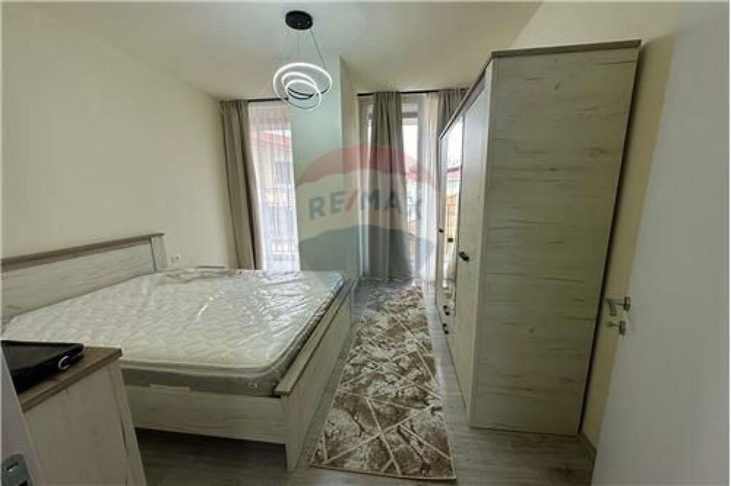 🏡Shitet Apartament 1+1 + Post Parkimi | 📍Pazari i Ri