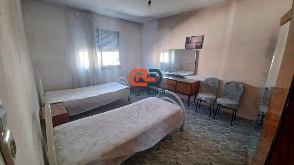 Ne Porcelan, Shitet Apartament 2+1 Ideal Per Banim!!!