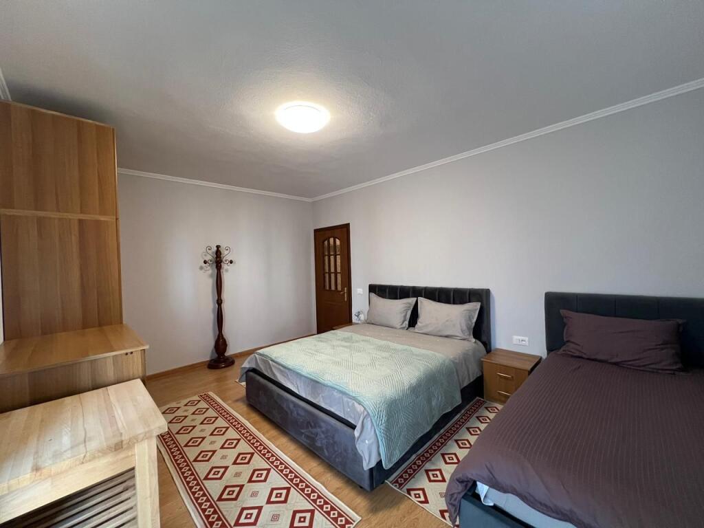 Apartament 1+1 me Qira te Pazari i Ri