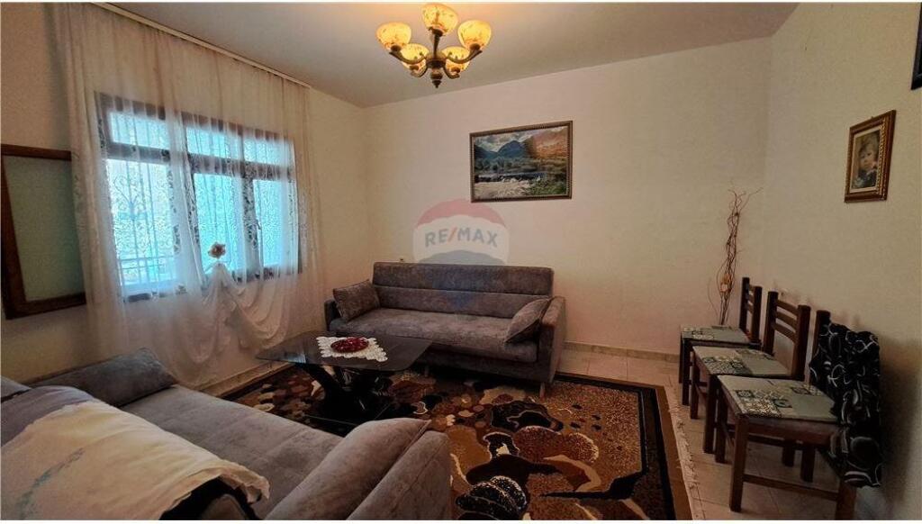 Vilë Dy-Katëshe për Shitje, Kaninë, Vlorë