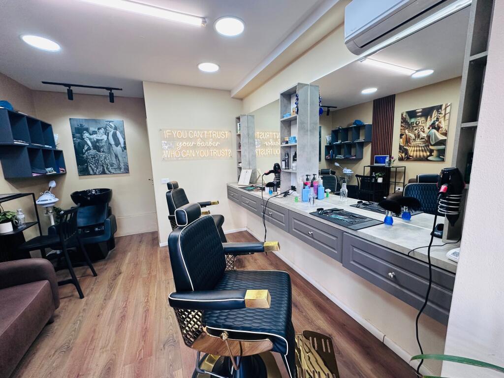 Shitet Ambient Biznesi Berberane