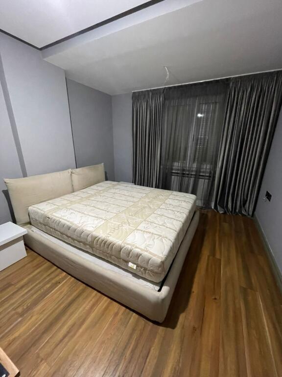 AFFITTIAMO APPARTAMENTO 3+1+2 NEL COMUNE DI PARISIT !