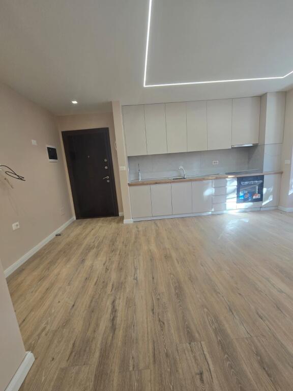 FOR RENT 2+1+1 empty At AVIATION FIELD 50,000 LEKE