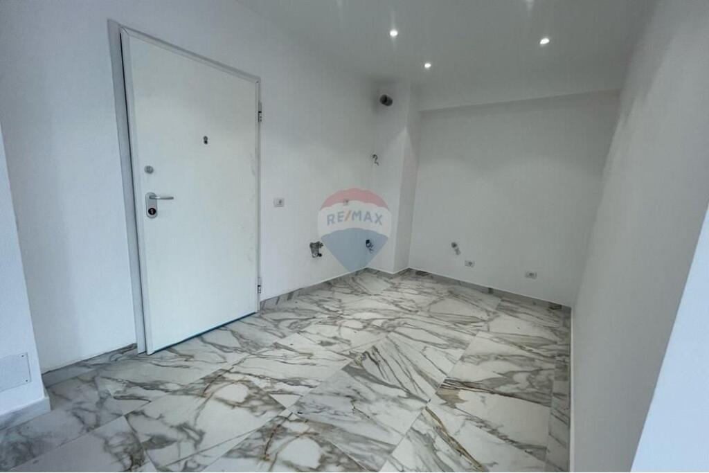 Super Apartament per shitje te Rruga e Kavajes