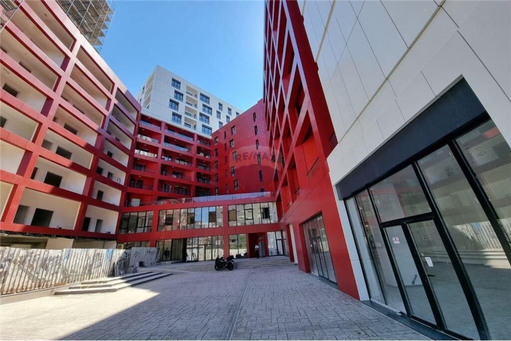 Negozio - In Affitto - Farmacia 10, Tirana