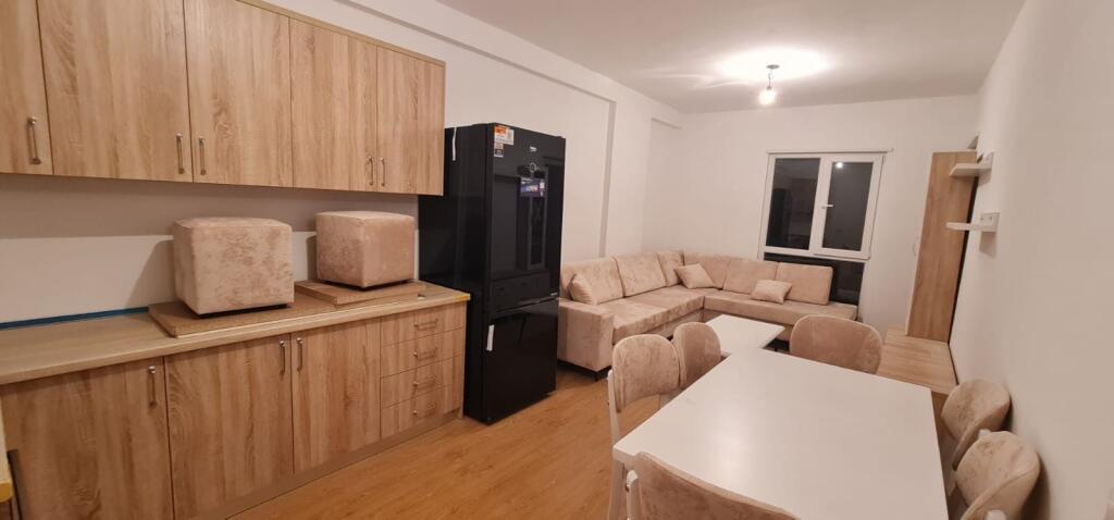 Apartament 2+1 me qera, Univers City