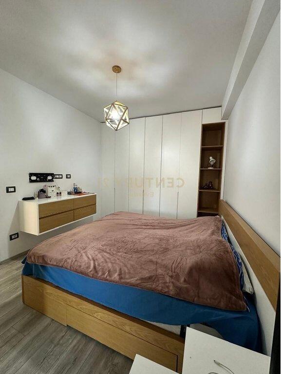 WE SELL APARTMENT 2+1 BRRYLI !