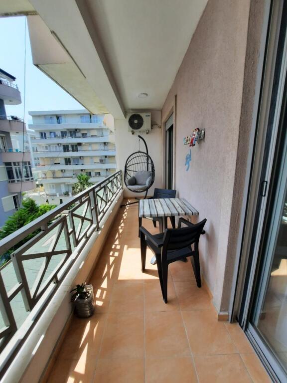 Jepet apartament me qera 2+1 LAGJA 13 DURRES