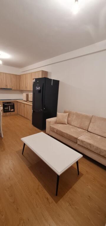 Apartament 2+1 me qera, Univers City
