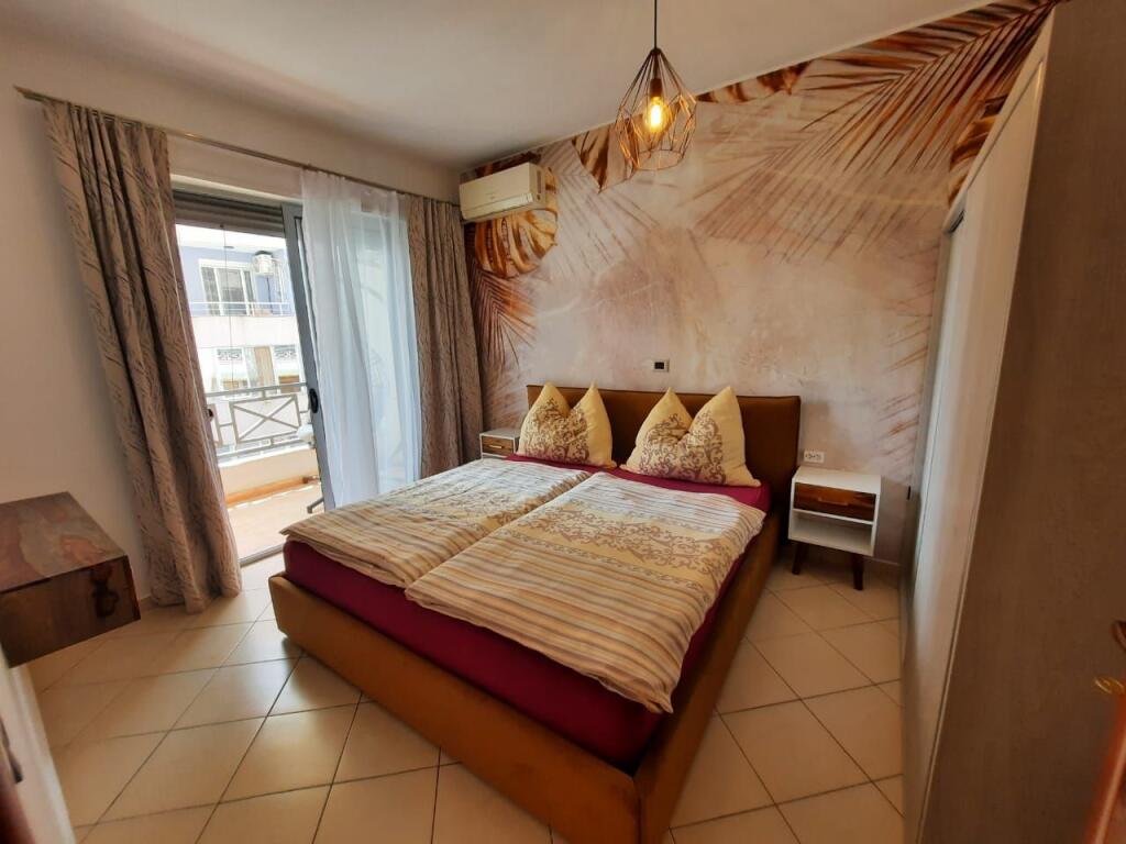 Jepet apartament me qera 2+1 LAGJA 13 DURRES