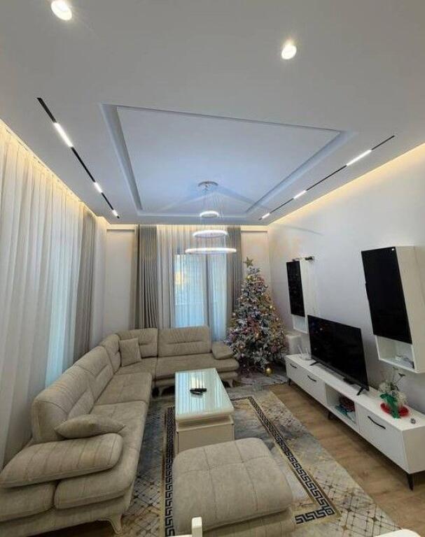 Qera, Apartament 2+1+2 Tualete, Square 21