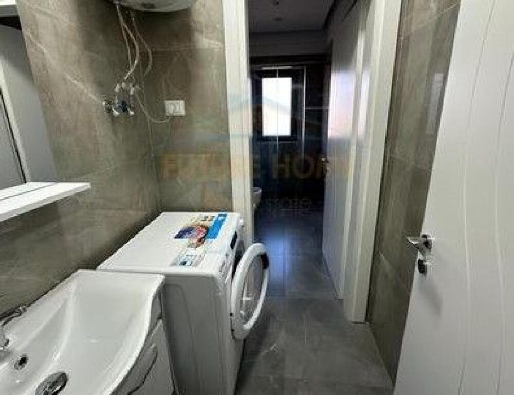 Rent, Apartment 2+1+2 PARKING SPACES Green City Residence, Tirana.